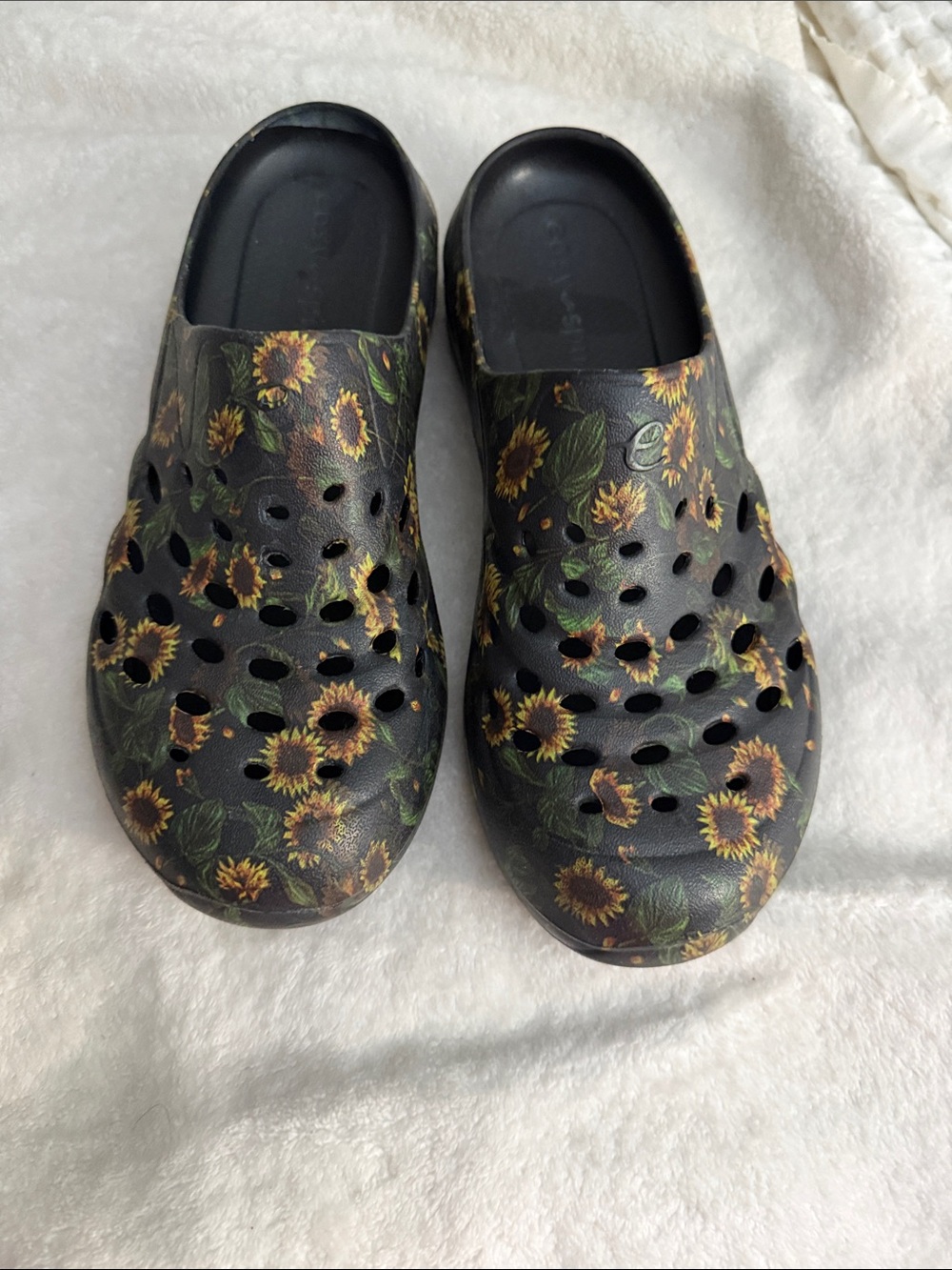 Easy Spirit Black Sunflower Print Clogs